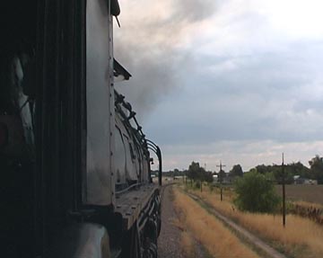 engineer's view from 3985 as 3967 nearing Greeley July 20 2003 - copyright J.McIvor 2003